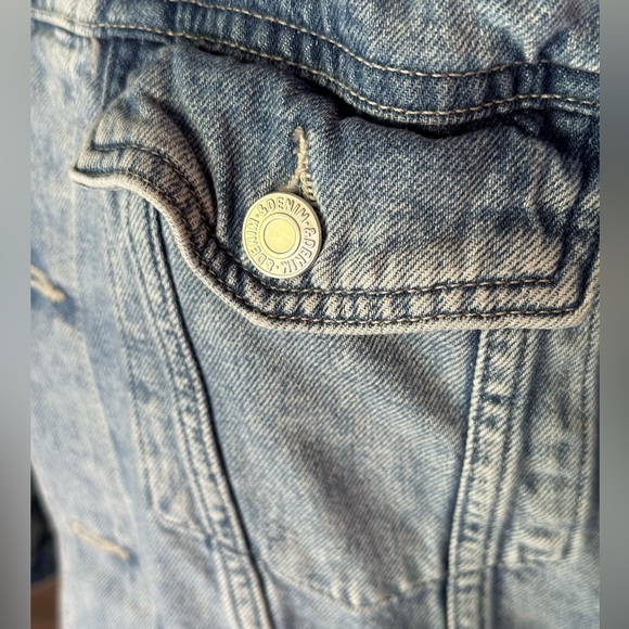 H&M Cropped Denim Jacket size 18 - Picture 5 of 9